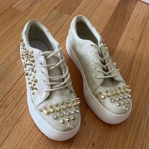 ALDO studded spiked cream platform sneakers size 7.5